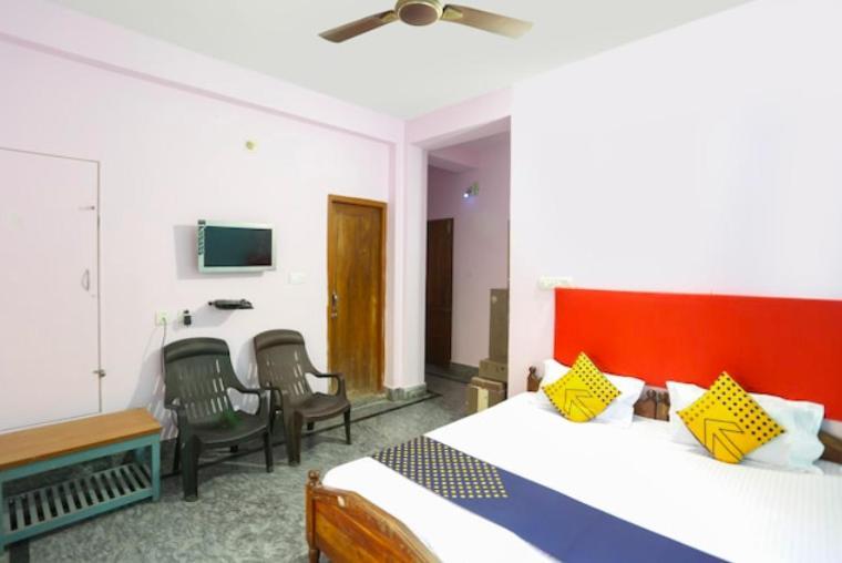 Hotel Alaka Puri Zewnętrze zdjęcie