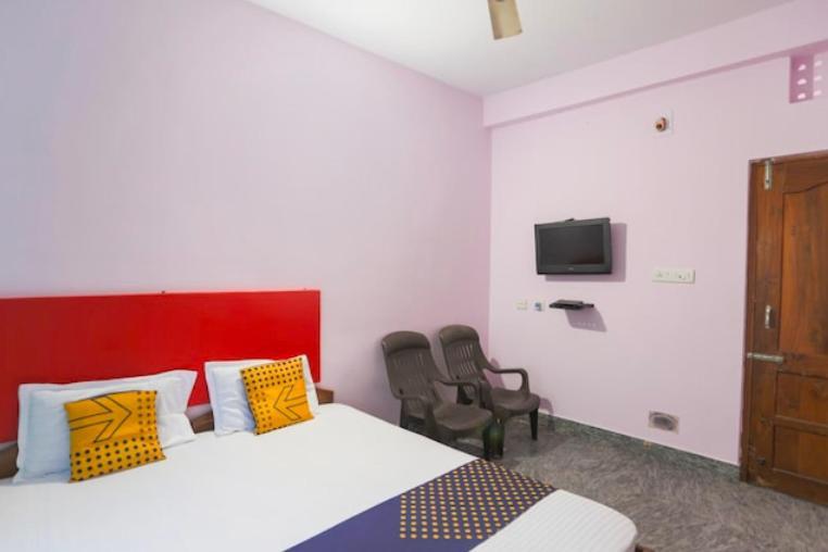 Hotel Alaka Puri Zewnętrze zdjęcie